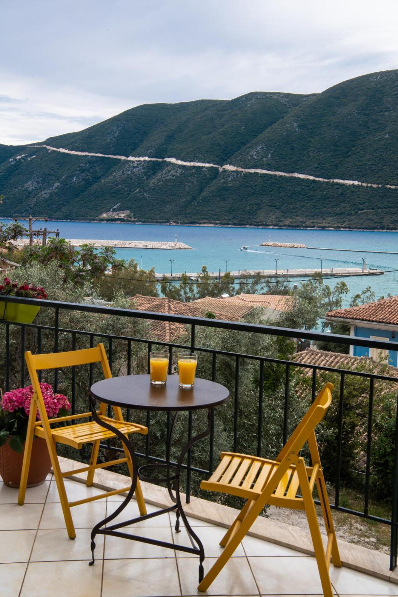 Mediterraneo Studios Vasiliki  Exterior photo